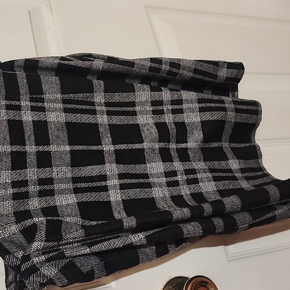 DEREK HEART BLACK AND GRAY BIB SKIRT ONE PIECE SZ M - Picture 5 of 7